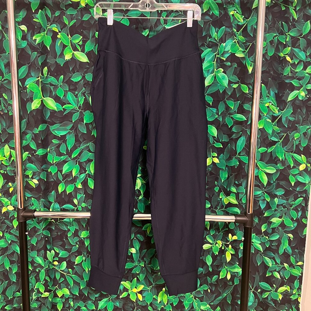 NWT Old Navy Active Powersoft High-Rise Go-Dry Jogger (Large)